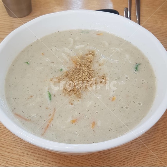 음식,들깨칼국수,한식,국수,면요리