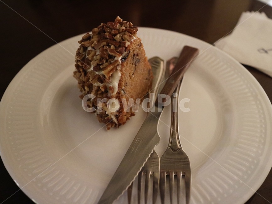 카페,케잌,케이크,식기류,커피숍,먹을것,따뜻한,분위기있는,cafe,cake,coffeeshop,coffee,delicious,food,음식,디저트,dessert,음식,식재료,요리,food,cook,meal,dishes,food reserves,디저트,간식,후식,dessert,snack