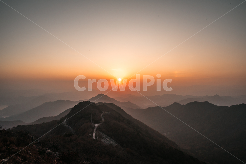 nature,자연,outdoors,옥외,mountainrange,산맥,mountain,산,일몰,정상,자연,풍경,nature,landscape,한국자연풍경,한국자연경관,korea nature landscape
