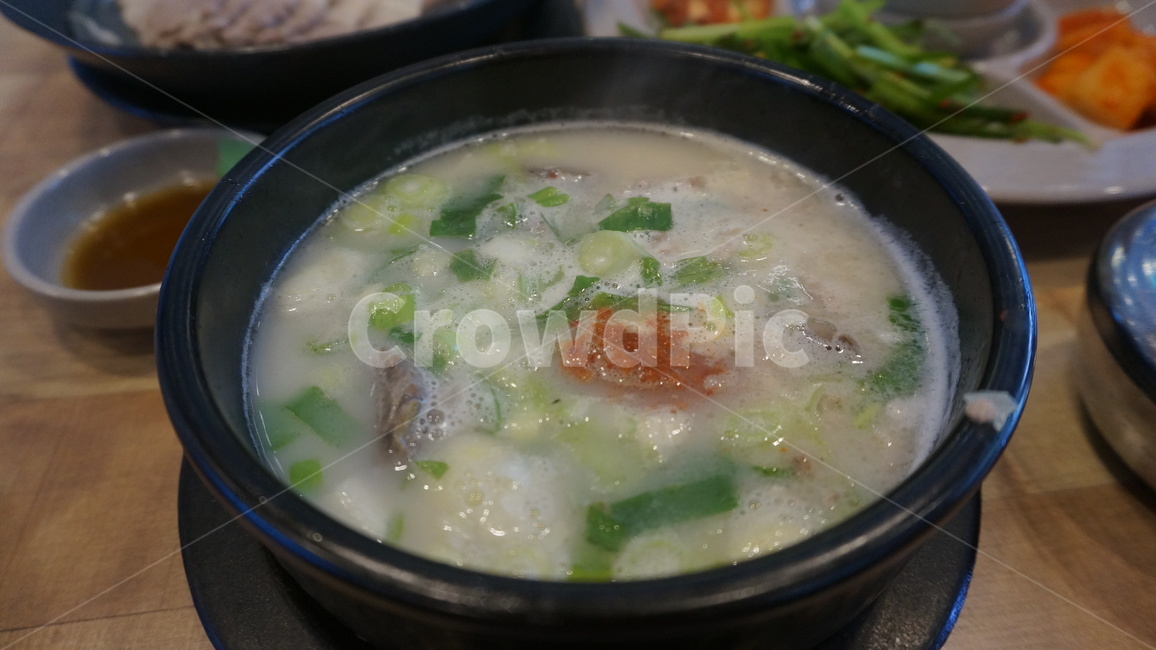 dish,요리,meal,식사,food,음식,soup,수프,부산,돼지국밥,국밥,음식,식재료,요리,food,cook,meal,dishes,food reserves