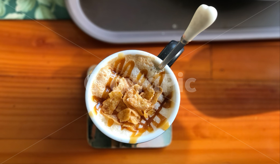 카라멜마끼아또,캬라멜마끼아또,커피,카페,coffee,cafe,topview,탑뷰,caramelmacchiato,캐러맬마끼아또,음식,커피,카페,coffee,cafe