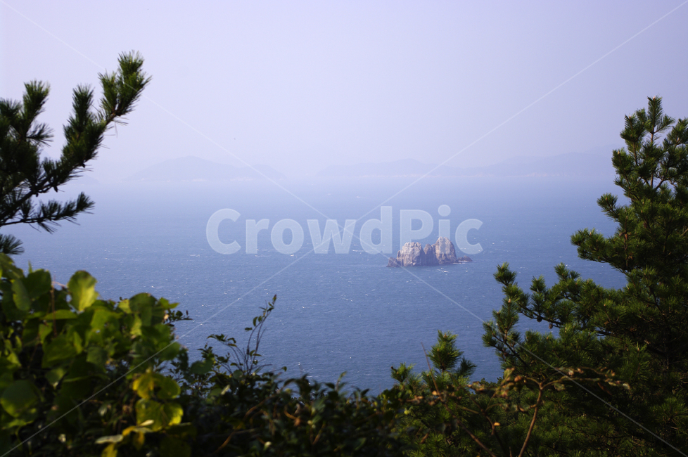 바다,섬,풍경,나무,하늘,자연,풍경,nature,landscape,한국자연풍경,한국자연경관,korea nature landscape,outdoors,옥외,land,땅,weather,날씨,shoreline,해안선,water,물,sea,ocean,대양