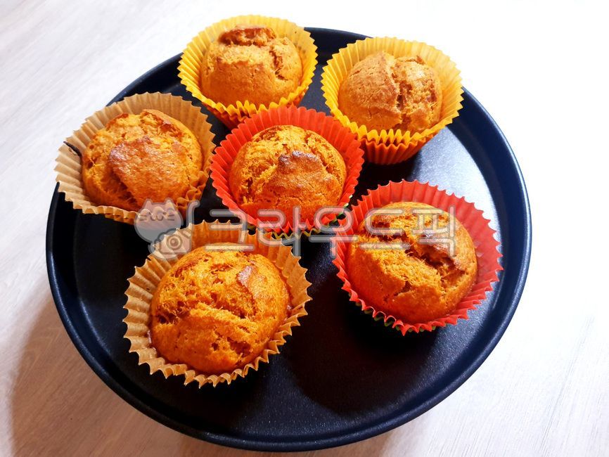 머핀,디저트,muffin,홈베이킹,dessert,베이킹,제과제빵,당근머핀,음식,당근,carrot