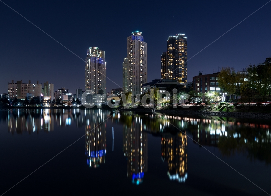 야경,건대호수,반영,도시,서울,seoul,city,nightscape,landscape,nightview,야경,밤,풍경,nightscape,night,landscape,도시,city,한국도시풍경,한국도시경관,korea cityscape