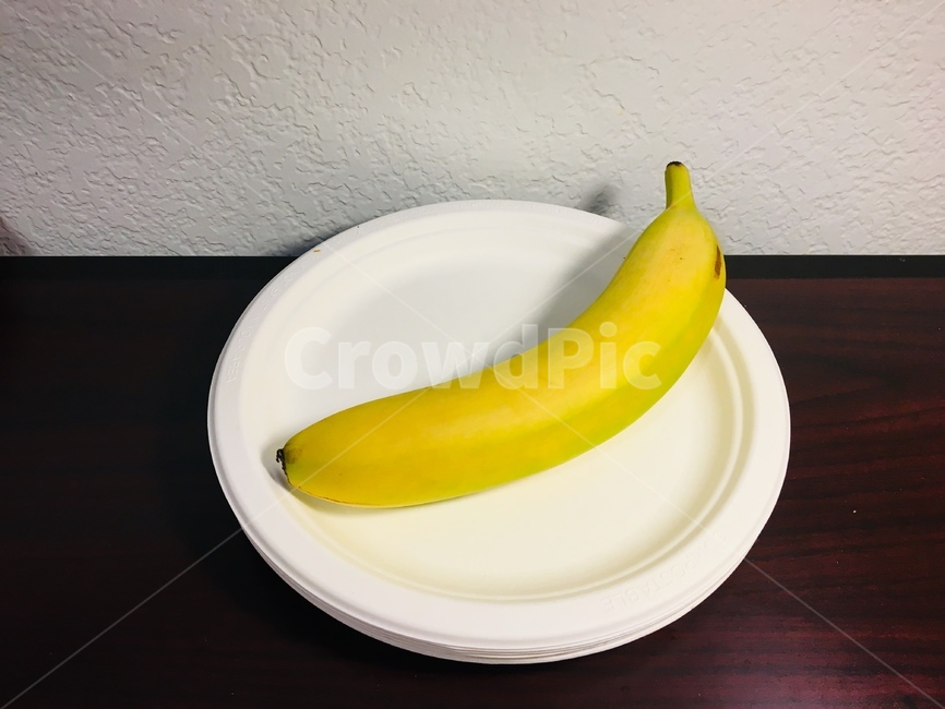 바나나,일회용접시,노란바나나,바나나한개,접시