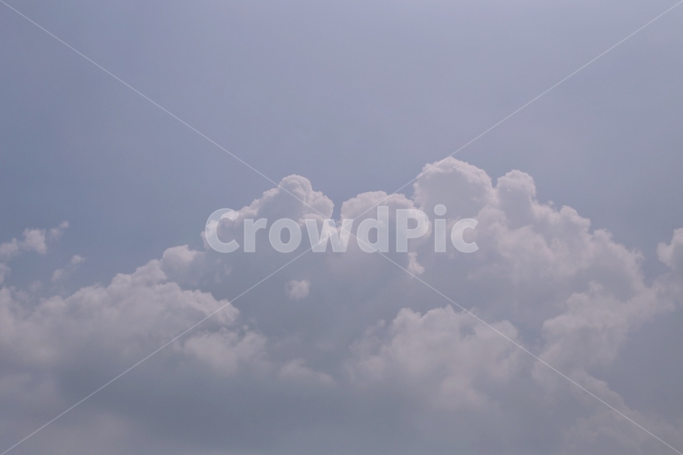 sky,cloud,atmosphere,mountain,I borrow money,clouds,Emotion,Sunny