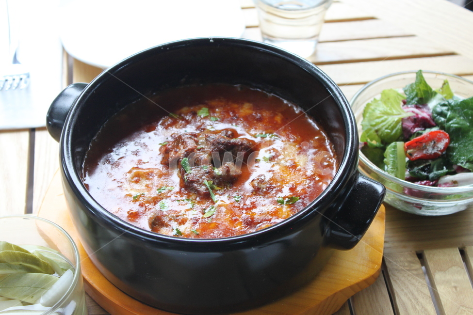 찹스테이크,스테이크,음식점,레스토랑,맛집,요리,고기,뚝배기,bowl,chopsteak,steak,restaurant,음식,식재료,요리,food,cook,meal,dishes,food reserves