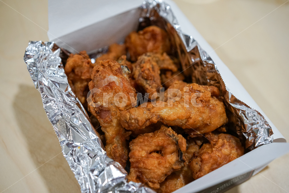 치킨,통닭,후라이드,야식,배달음식,chicken,음식,식재료,요리,food,cook,meal,dishes,food reserves,육류,고기,meat