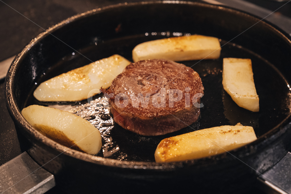 등심,소고기,고기,새우등심,감자,구이,food,맛집,음식,식재료,요리,food,cook,meal,dishes,food reserves,육류,고기,meat
