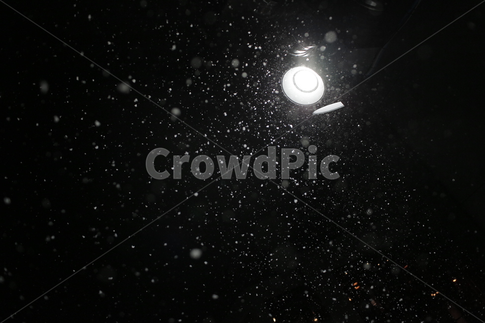 눈,함박눈,설경,snow,야경,길거리,가로등,밤하늘,겨울,감성,아련,겨울,계절,winter,season,야경,밤,풍경,nightscape,night,landscape
