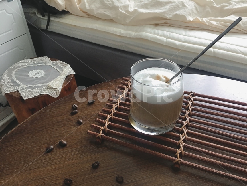 홈카페,내방,카페라떼,라떼,감성,감성사진,커피,homecafe,myroom,latte,cafelatte,coffee,배경,cozy,아늑한