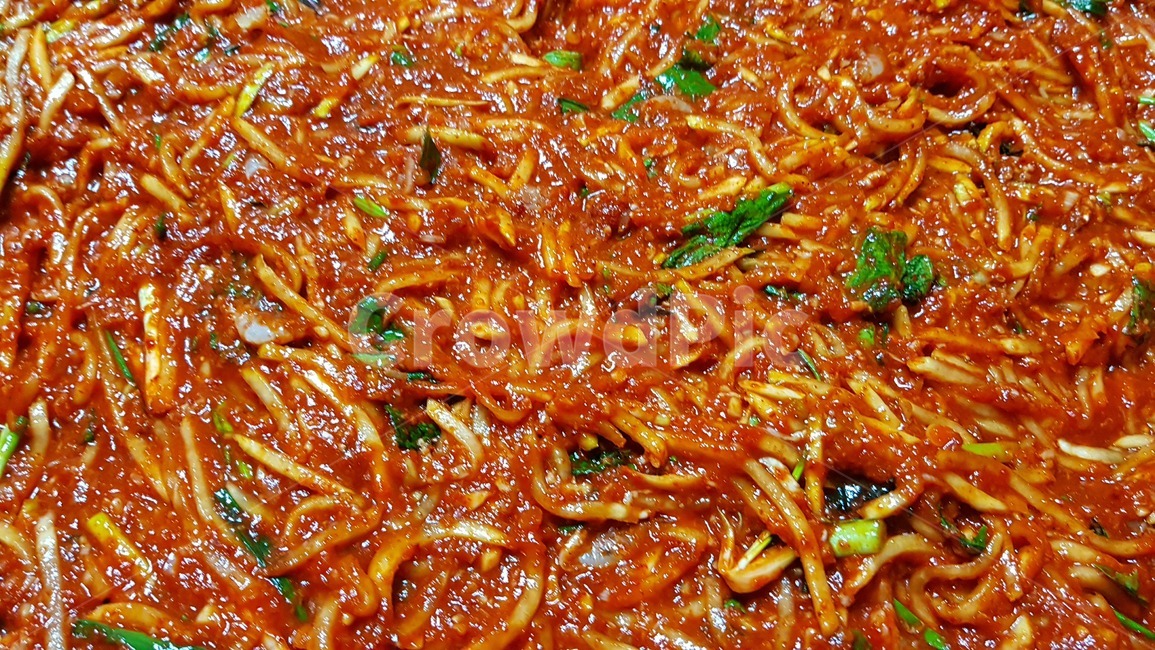 무채,김치속,김장재료,갓,쪽파,파,김치만들기재료,음식,식재료,요리,food,cook,meal,dishes,food reserves,한식,한국음식,한국요리,korean food,korean dishes,korean meal,korean cook