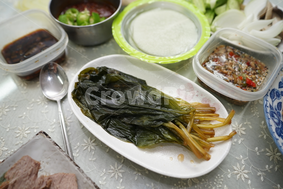 반찬,나물,식사,명이나물,음식,한식,찬거리,푸드,식단,식물,먹거리,음식,식재료,요리,food,cook,meal,dishes,food reserves,한식,한국음식,한국요리,korean food,korean dishes,korean meal,korean cook