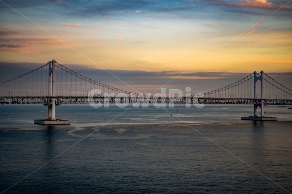 부산,노을,해운대,광안대교,바다,일몰,일출,다리,대교,해변,랜드마크,landmark,tourist attraction,한국랜드마크,한국관광지,한국명소,korea landmark,korea tourist attraction