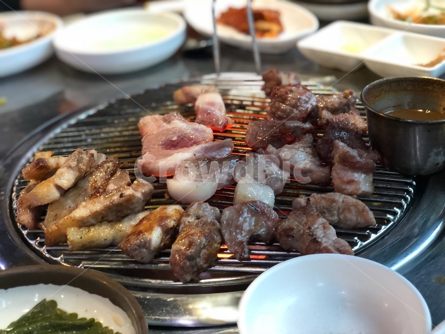 pork belly,Jeju,restaurant,pork,Grilled black pork