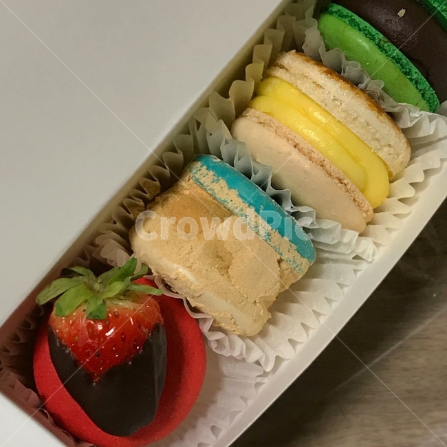 마카롱,디저트,베이커리,딸기,인절미,콩고물,카페,macaron,dessert,bakery,strawberry,후식,cafe,injeolmi,filling,ganache
