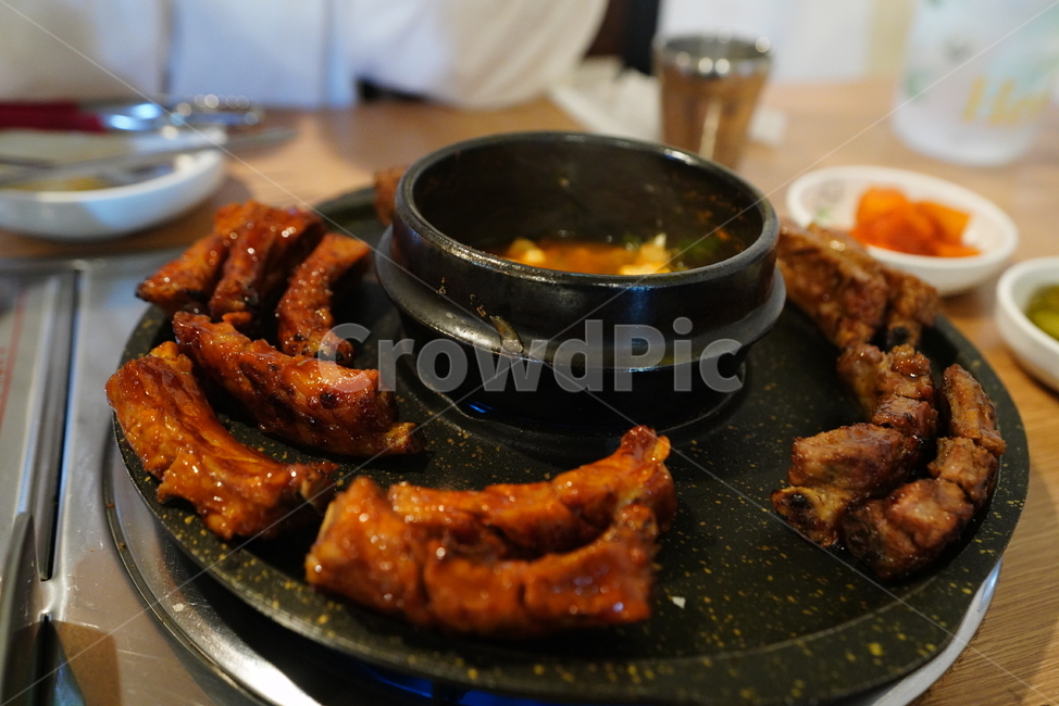 등갈비,육식,육류,안주,먹거리,푸드,식사,찌개,food,음식,dish,요리,meal,음식,식재료,요리,food,cook,meal,dishes,food reserves,육류,고기,meat