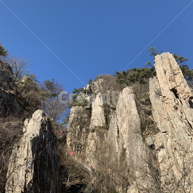 cliff,낭떠러지,nature,자연,outdoors,옥외,절벽,주상절리,자연,풍경,nature,landscape