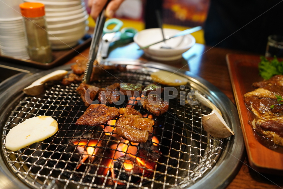 갈비,돼지,구이,안주,한식,음식,먹거리,고기,육류,육식,식사,음식,식재료,요리,food,cook,meal,dishes,food reserves,육류,고기,meat