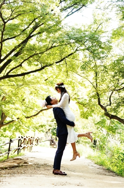 웨딩,커플,사랑,사람,야외,사람,인물,인간,human,person,연인,커플,사랑,lover,couple,결혼,혼례,웨딩,wedding,marriage,marry,기념일,축하,anniversary,congratulation,celebrate,celebration,연출,컨셉,콘셉,direction,concept