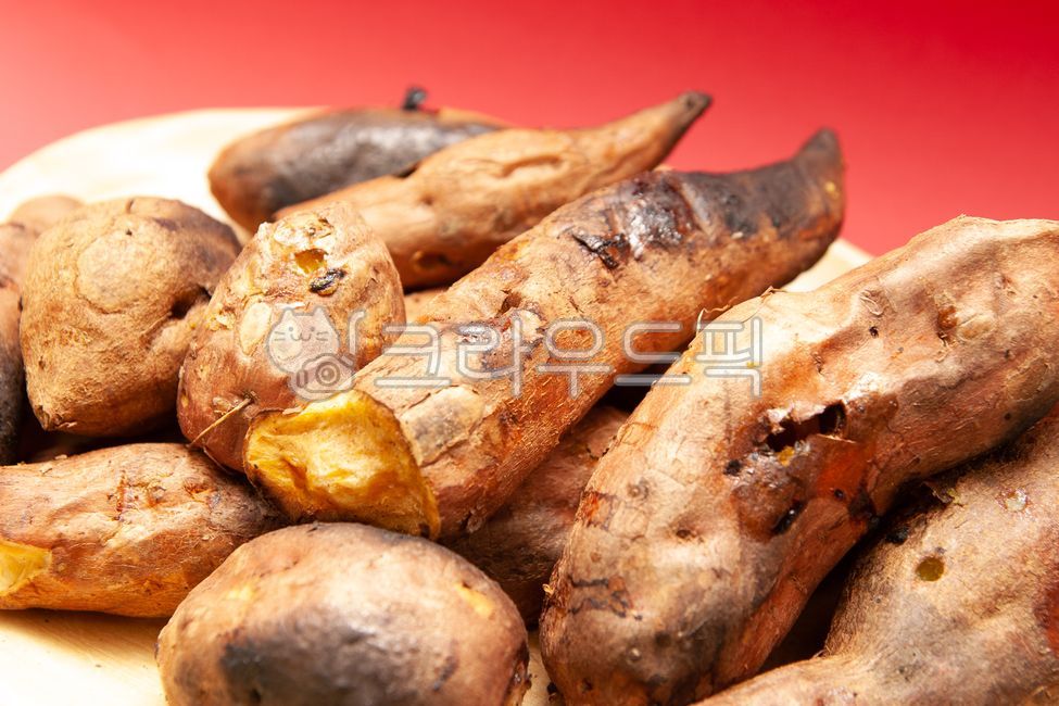 sweet potato,Roasted Sweet Potato,winter food,snack,winter,vegetable,sweetpotato,food