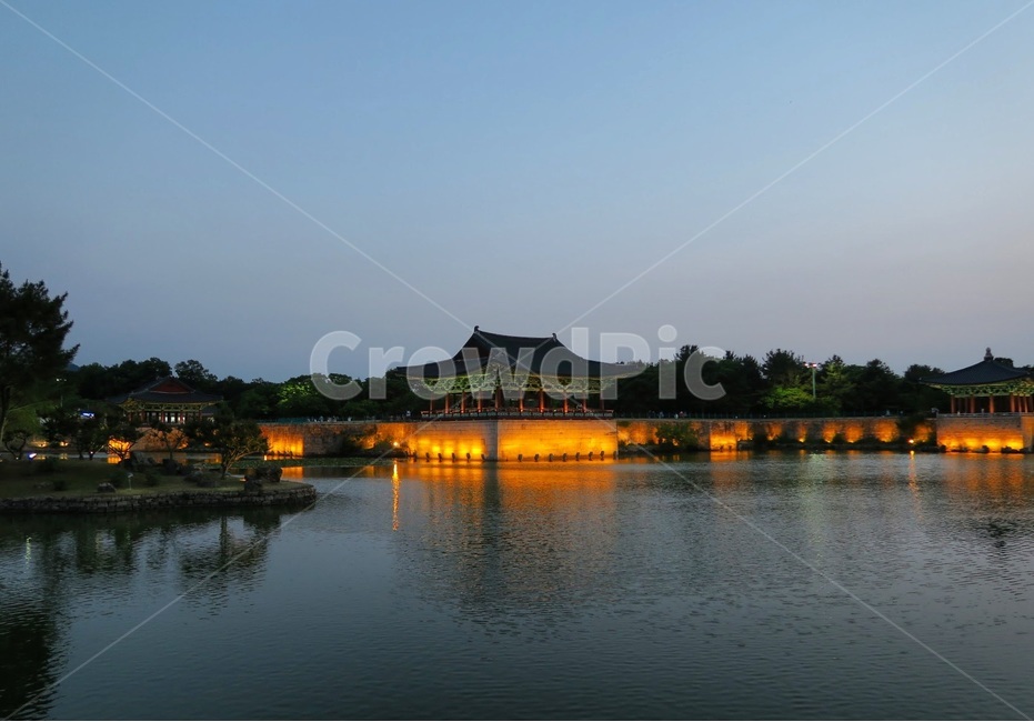 경주,안압지,야경,풍경,자연,야경,밤,풍경,nightscape,night,landscape,한국전통,한국문화,korean traditional,korean culture,랜드마크,landmark,tourist attraction,한국랜드마크,한국관광지,한국명소,korea landmark,korea tourist attraction,건축물,건물외관,exterior,building,structure,architecture,construction