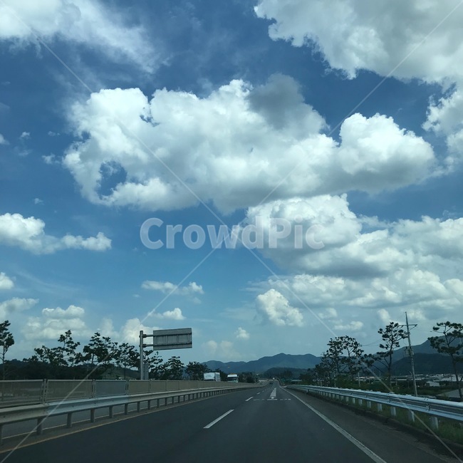 road,도로,highway,고속도로,freeway,고속도로,구름,하늘,sky,cloud
