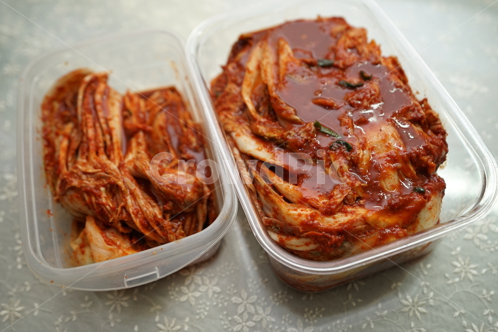 김치,한식,한국음식,한국,전통,집밥,반찬,고춧가루,매운맛,고추,빨강,red,식사,음식,식재료,요리,food,cook,meal,dishes,food reserves,한식,한국음식,한국요리,korean food,korean dishes,korean meal,korean cook