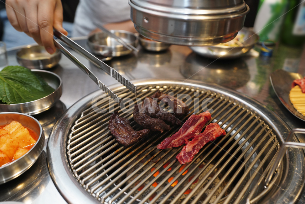 고기,한우,먹거리,안주,육류,육식,먹방,불판,식사,술자리,한식,구이,푸드,음식,음식,식재료,요리,food,cook,meal,dishes,food reserves,육류,고기,meat,한식,한국음식,한국요리,korean food,korean dishes,korean meal,korean cook