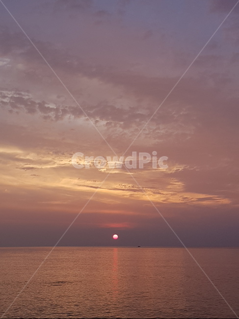 자연,sky,붉은하늘,새벽,redsky,하늘,해변,자연,풍경,nature,landscape