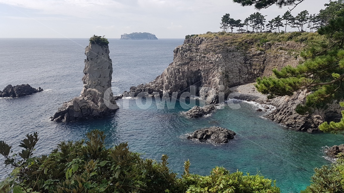 제주도,바다,올레길,서귀포,기암괴석,제주바다,풍경,자연,자연,풍경,nature,landscape,한국자연풍경,한국자연경관,korea nature landscape,제주도,jeju,jeju island,promontory,곶,outdoors,옥외,cliff,낭떠러지,land,땅