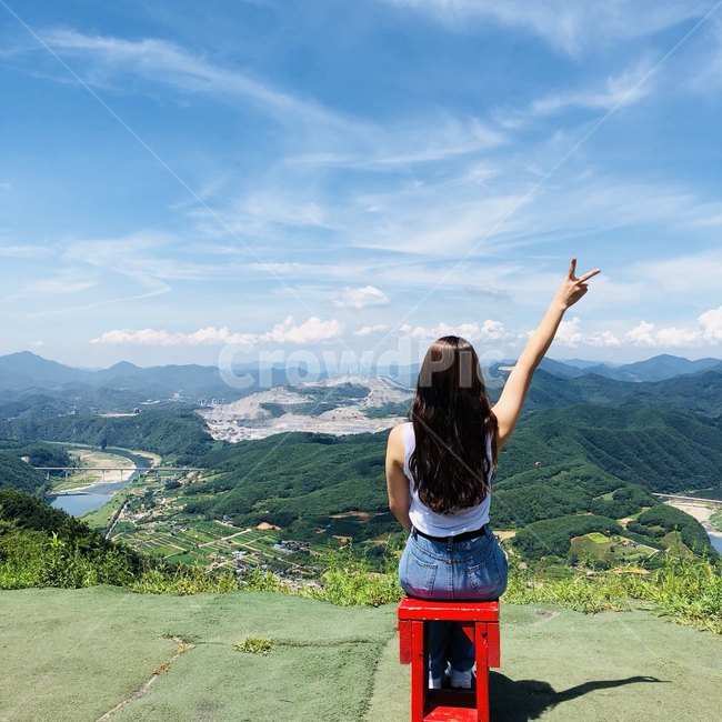 레저활동,모험,사람,인간,풍경,산,들,뒷모습,여성,여자,woman,female,lady