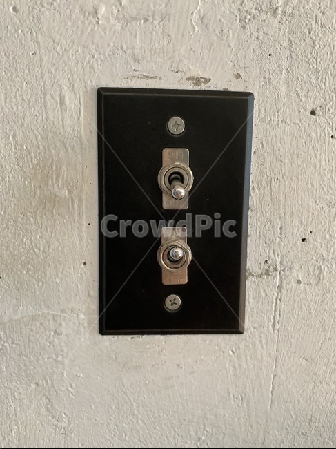 전원,스위치,power,switch,투박,uncouth