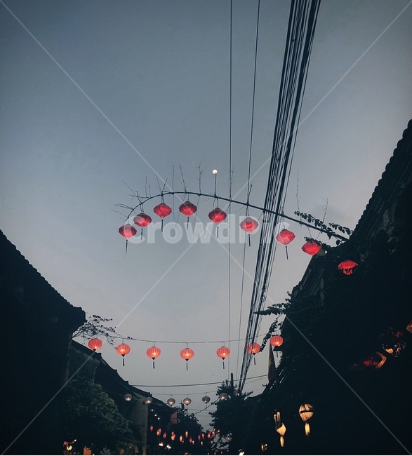 감성사진,달,하늘,유등불,거리