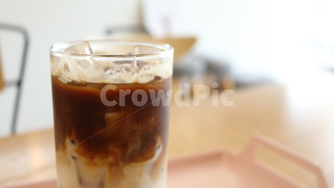 카페,커피,여름,얼음,아이스커피,여유,아이스카페라떼,카페라떼,힐링,음료,기다림,여가,바리스타,커피,카페,coffee,cafe