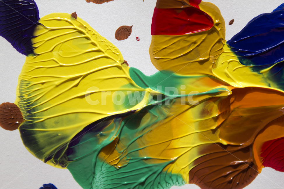 물감,종이,흰배경,페인팅,페인트,아트,예술,미술,그림,드로잉,붓터치,혼합,섞인,물감섞기,데칼코마니,물감찍기,노랑,옐로우,그린,초록,빨강,레드,컬러풀,갈색,브라운,찍기,예술,art