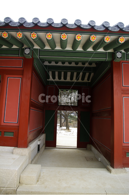 덕수궁,고궁,건축,전통건축,traditional,전통,기와지붕,문,한국전통,한국문화,korean traditional,korean culture,건축물,건물외관,exterior,building,structure,architecture,construction