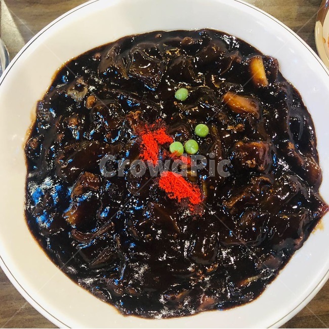 음식,요리,짜장면,짜장,검은,음식,식재료,요리,food,cook,meal,dishes,food reserves,면류,면요리,noodles,중식,중국음식,중화요리,chinese food,chinese dishes,chinese meal,chinese cook