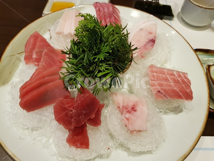 참치,참치회,특수부위,대뱃살,소고기,데코,무한리필
