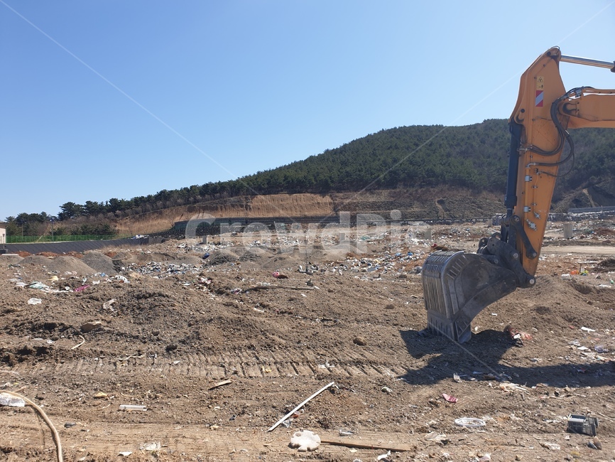 매립지,환경센터,중장비,포크레인,쓰레기장