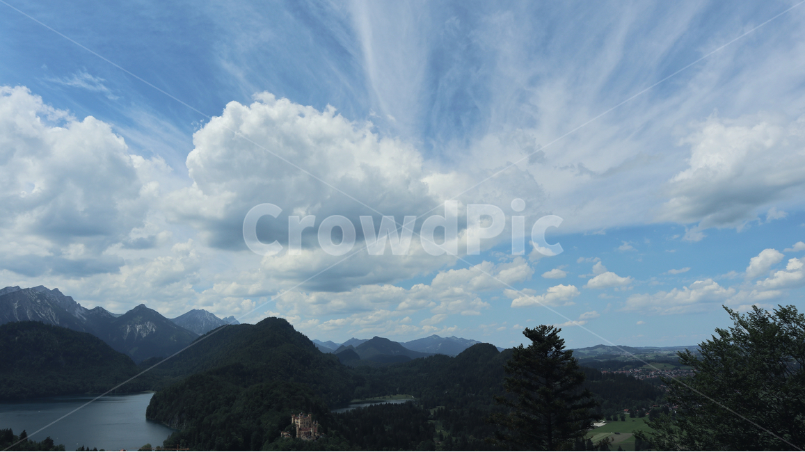 hohenschwangau,호엔슈방가우,성,castle,하늘,sky,nature,자연,풍경,배경,호수,구름,산,mountain,cloud
