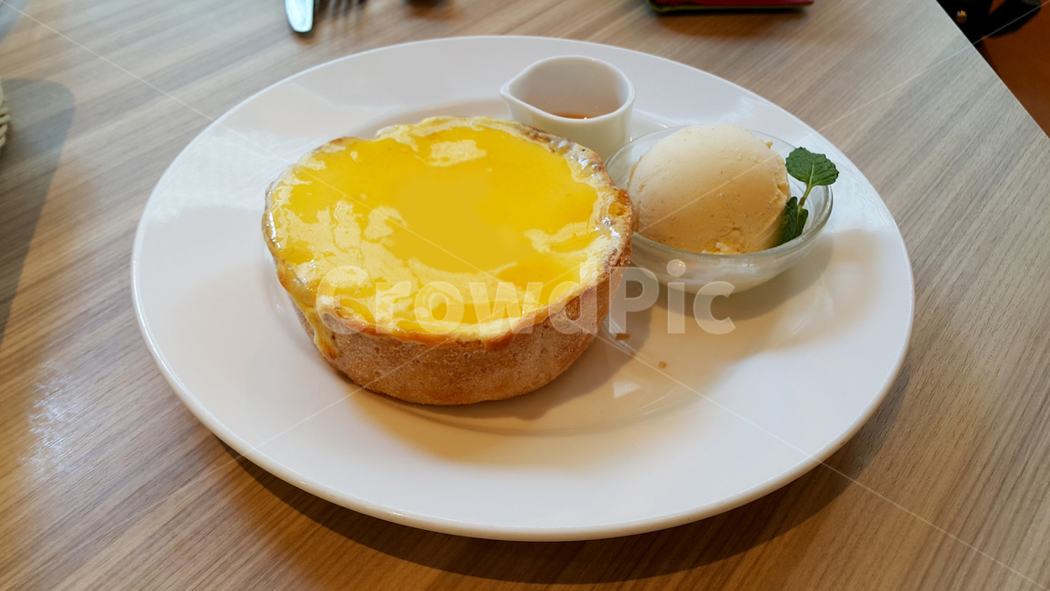 치즈타르트,아이스크림,접시,데코,플레이팅,음식,식재료,요리,food,cook,meal,dishes,food reserves,디저트,간식,후식,dessert,snack