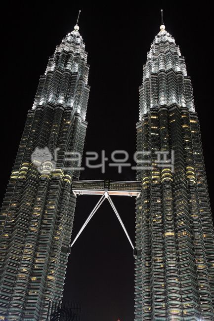 페트로나스,말레이시아,첨탑,building,건물,뾰족한탑,architecture
