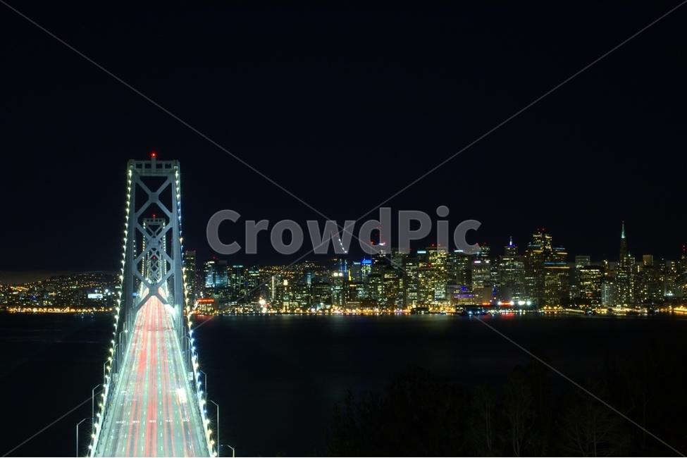 다리,미국,bridge,baybridge,샌프란시스코,베이브릿지,강,불빛,야경,nightview,light,river,sanfrancisco,교량,건물,마천루,buildings,skyline