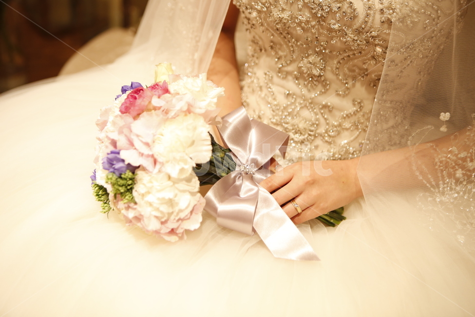 웨딩,부케,꽃,결혼,신부,wedding,flower,bride,꽃다발,사람,인물,인간,human,person,여성,여자,woman,female,lady,결혼,혼례,웨딩,wedding,marriage,marry