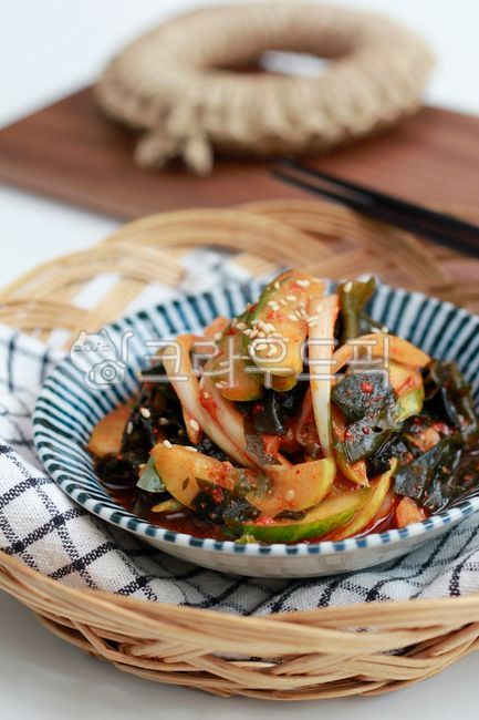 오이무침,오이미역무침,오이미역초무침,오이요리,미역요리,반찬