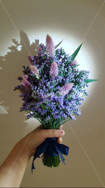꽃,부케,셀프부케,flower,꽃꽂이,핸드타이,빛,예쁜,향기로운,beautiful,보라,분홍,pink,purple,bouquet,wedding,결혼,웨딩