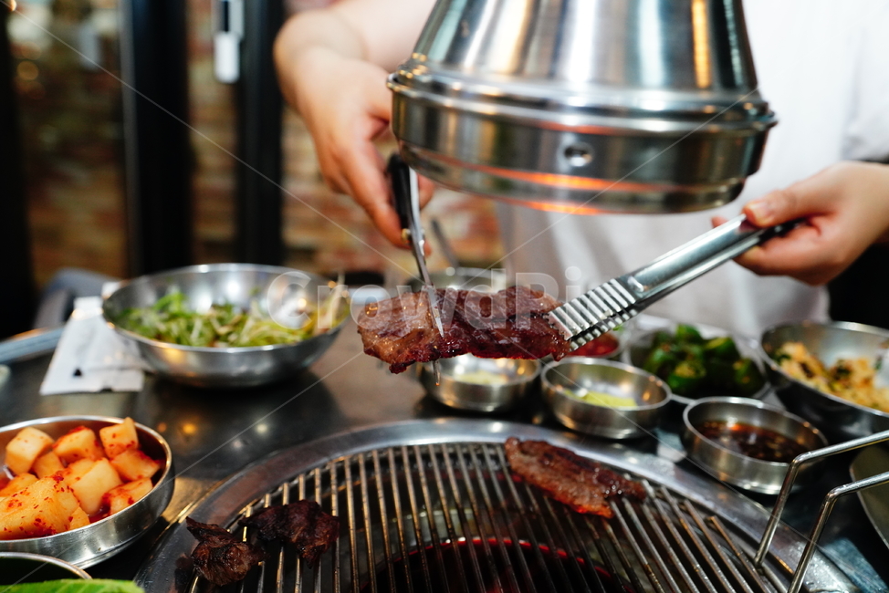 고기,육식,육류,한우,불판,음식,안주,구이,소고기,식사,먹거리,푸드,음식,식재료,요리,food,cook,meal,dishes,food reserves,육류,고기,meat,한식,한국음식,한국요리,korean food,korean dishes,korean meal,korean cook