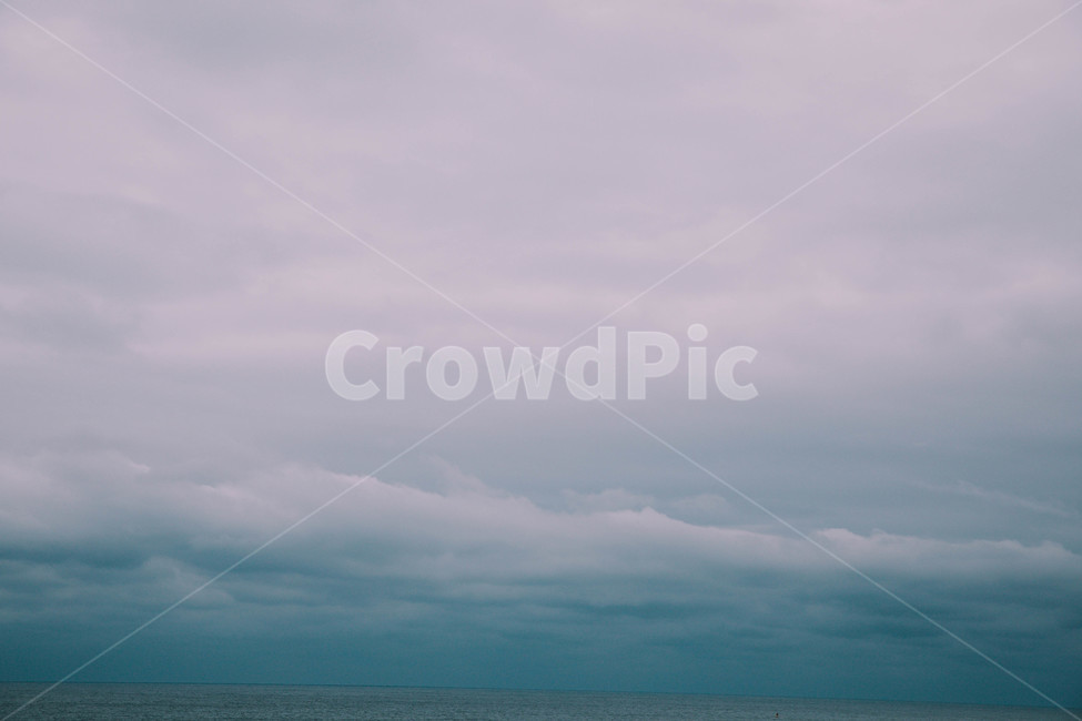 하늘,겨울하늘,구름,하얀,하얀구름,sky,뭉게뭉게,감성,배경,자연,풍경,nature,landscape,감성,sensible,feeling,색깔,색상,색채,색감,color sense,color sensitivity,feeling of color,outdoors,옥외,adventure,모험,leisure activities,레저 활동