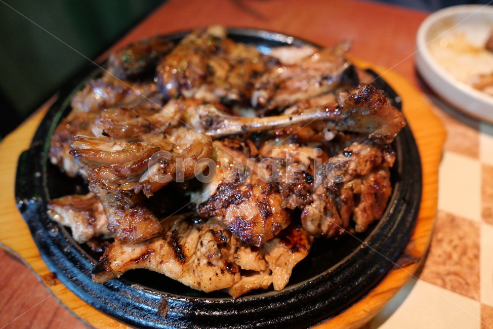 치킨,음식,요리,food,닭,숯불,숯불바베큐,바베큐,음식,식재료,요리,food,cook,meal,dishes,food reserves,육류,고기,meat
